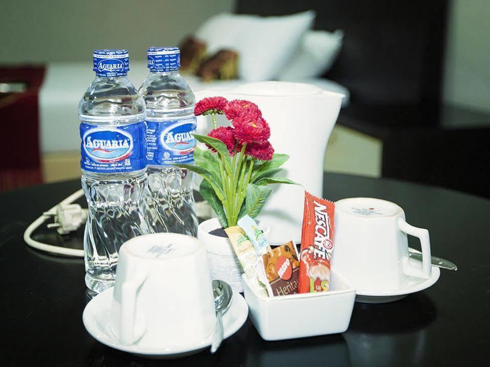 Hotel Celebes Makassar Eksteriør bilde